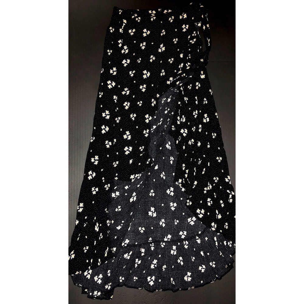 American Eagle Floral Maxi Skirt With Tie Small